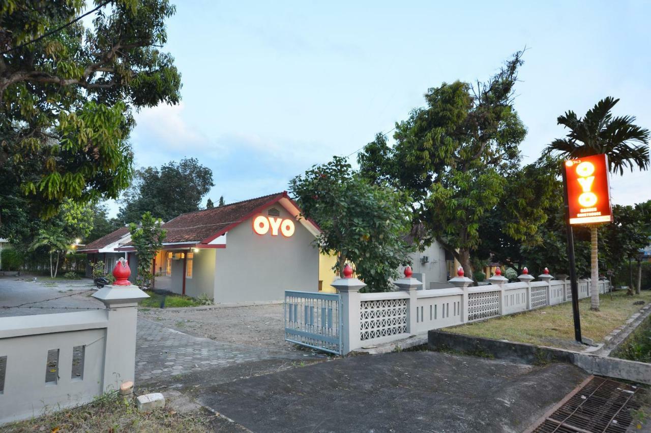 Oyo 743 Garden Guesthouse Maguwo Exteriör bild